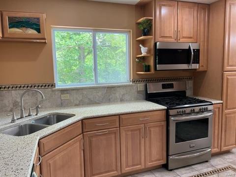 262 Braeshire Dr, Ballwin, MO 63021 photo 12