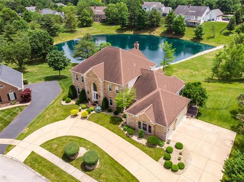 1008 Kimswick Manor Ct, Ballwin, MO 63011 photo 2