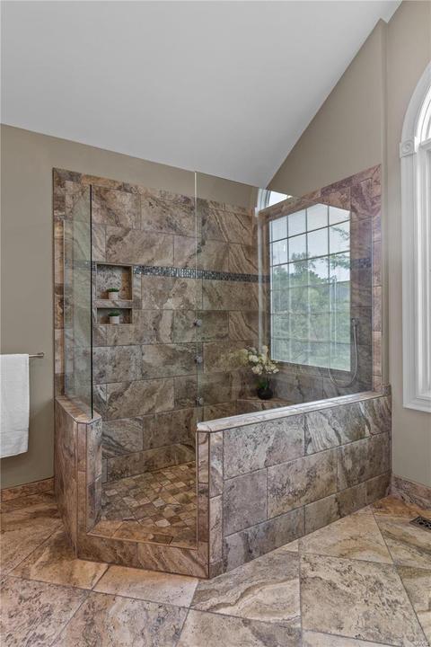 1008 Kimswick Manor Ct, Ballwin, MO 63011 photo 33