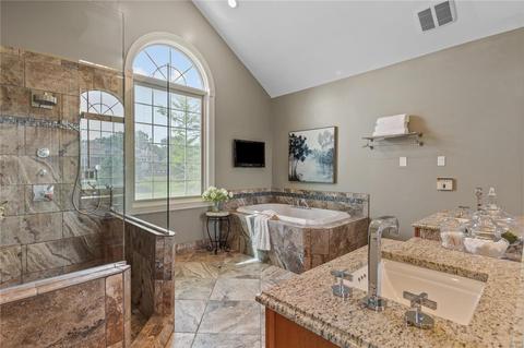 1008 Kimswick Manor Ct, Ballwin, MO 63011 photo 30