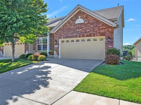 3056 Arbor Station Ct, Ballwin, MO 63021 photo 2