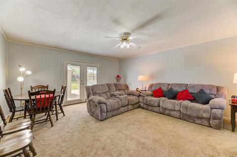 407 Saint John Dr, O'fallon, MO 63366 photo 4