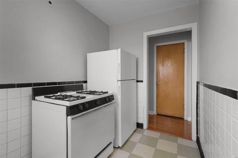6928 Chippewa St, Saint Louis, MO 63109 photo 16