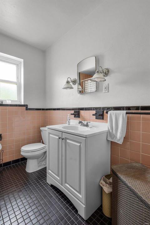 6928 Chippewa St, Saint Louis, MO 63109 photo 8