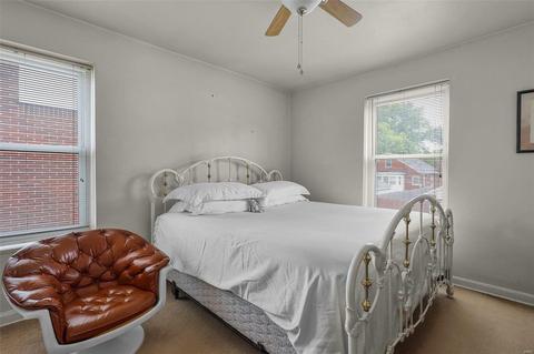 6928 Chippewa St, Saint Louis, MO 63109 photo 5