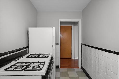 6928 Chippewa St, Saint Louis, MO 63109 photo 17