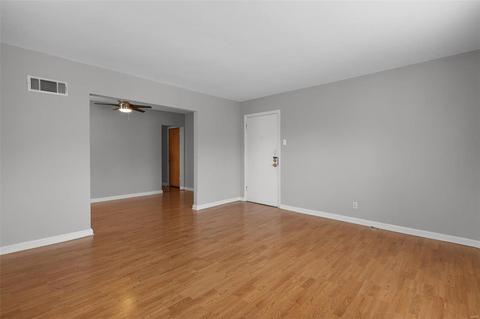 6928 Chippewa St, Saint Louis, MO 63109 photo 10