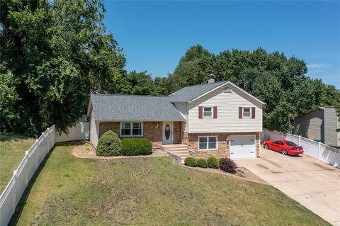 37 N Kern Dr, O'fallon, MO 63366 photo 2
