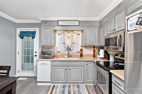 37 N Kern Dr, O'fallon, MO 63366 photo 9