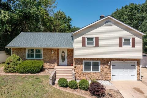 37 N Kern Dr, O'fallon, MO 63366 photo 1