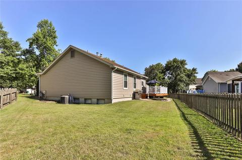 827 White Picket Ln, Ballwin, MO 63021 photo 41