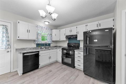 21 W Ofallon Dr, O'fallon, MO 63366 photo 16