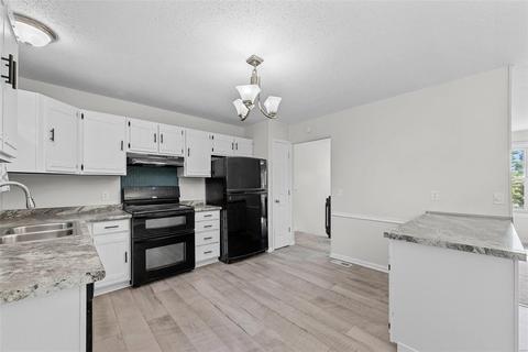 21 W Ofallon Dr, O'fallon, MO 63366 photo 12