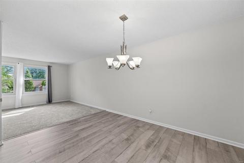 21 W Ofallon Dr, O'fallon, MO 63366 photo 11
