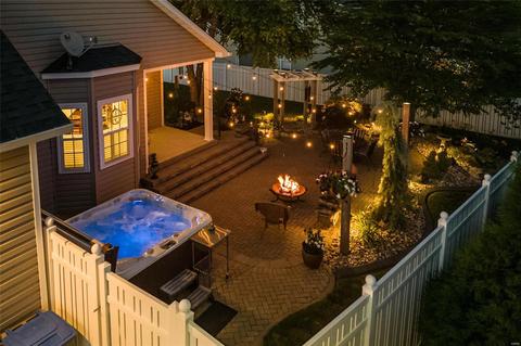 2 Deer Pointe Ct, O'fallon, MO 63366 photo 2