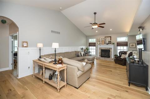 2 Deer Pointe Ct, O'fallon, MO 63366 photo 8