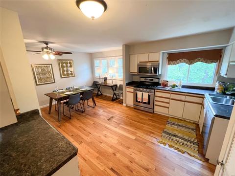 1003 Parkfield Ter, Ballwin, MO 63021 photo 6