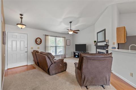 1458 Amber Wave Dr, O'fallon, MO 63366 photo 5