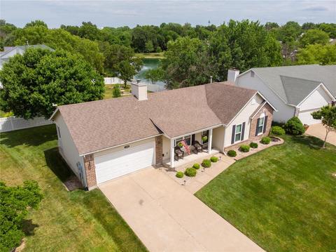 1458 Amber Wave Dr, O'fallon, MO 63366 photo 2