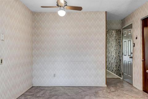 1024 Amsterdam Dr, Ballwin, MO 63011 photo 4