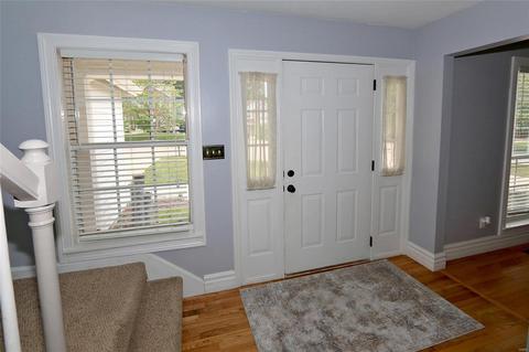 309 Oak Top Ct, Ballwin, MO 63021 photo 2