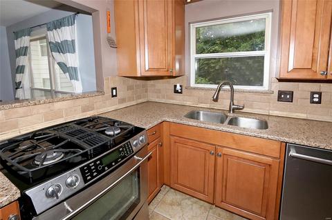 309 Oak Top Ct, Ballwin, MO 63021 photo 11