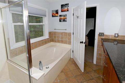 309 Oak Top Ct, Ballwin, MO 63021 photo 20