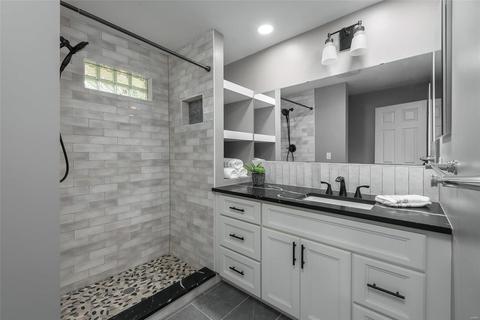 423 Iron Lantern Dr, Ballwin, MO 63011 photo 20