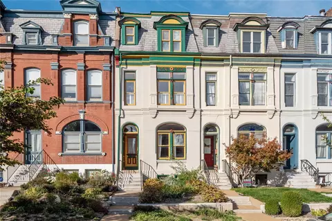 2749 Russell Blvd, Saint Louis, MO 63104