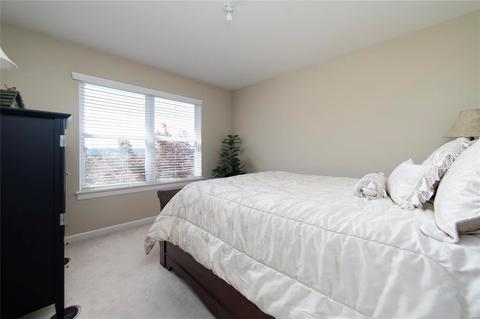 552 Bluffs View Ct, Eureka, MO 63025 photo 27