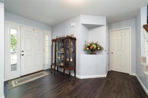 552 Bluffs View Ct, Eureka, MO 63025 photo 4