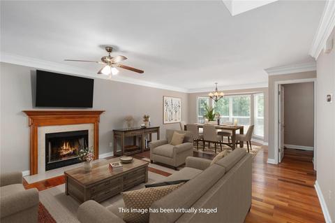 826 Top Notch Ln, Eureka, MO 63025 photo 4