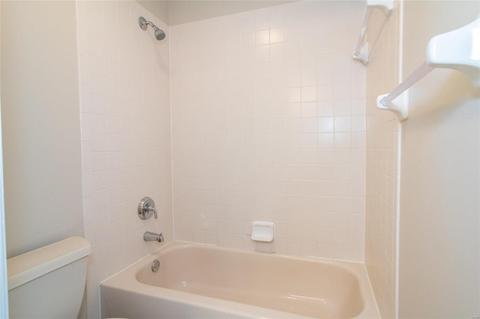 752 Emerald Oaks Ct, Eureka, MO 63025 photo 34