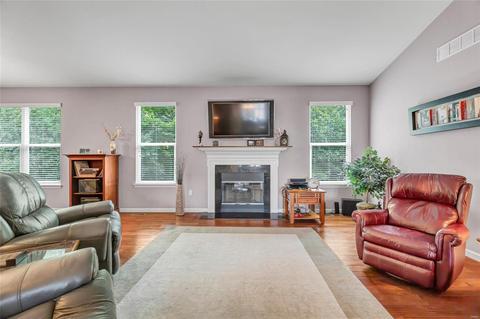 102 Desert Willow Ct, Wentzville, MO 63385 photo 10