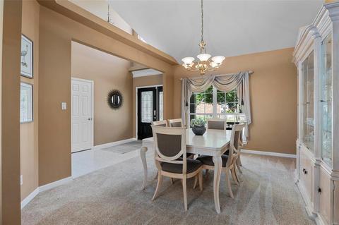 538 Castle Ridge Dr, Ballwin, MO 63021 photo 17