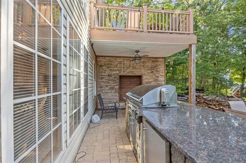 538 Castle Ridge Dr, Ballwin, MO 63021 photo 9