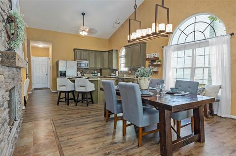 538 Castle Ridge Dr, Ballwin, MO 63021 photo 20