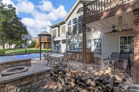 538 Castle Ridge Dr, Ballwin, MO 63021 photo 7