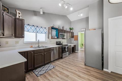 559 Elm Crossing Ct, Ballwin, MO 63021 photo 11