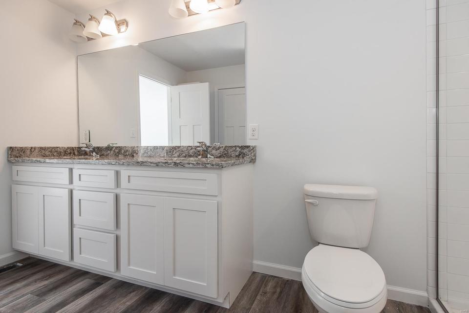  827 Mid Rivers Mall Dr, Saint Peters, MO 63376 photo 32