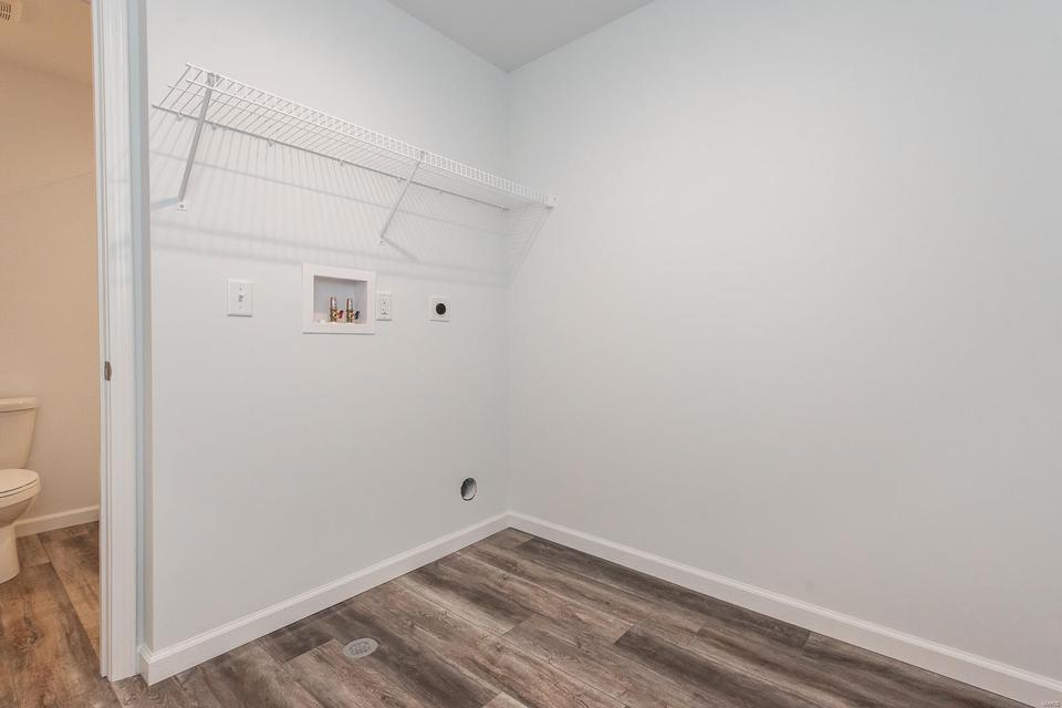  827 Mid Rivers Mall Dr, Saint Peters, MO 63376 photo 38