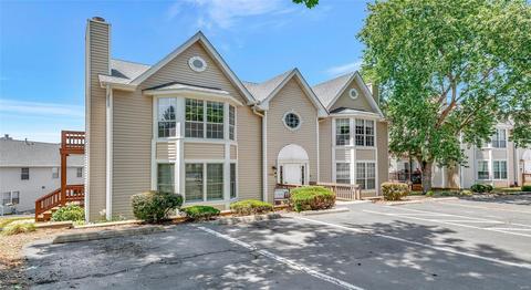 1508 Whispering Creek Dr #B, Ballwin, MO 63021 photo 3