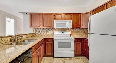 1508 Whispering Creek Dr #B, Ballwin, MO 63021 photo 11