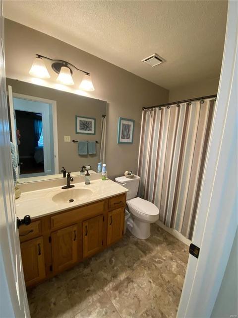 580 Enchanted Pkwy, Manchester, MO 63021 photo 17