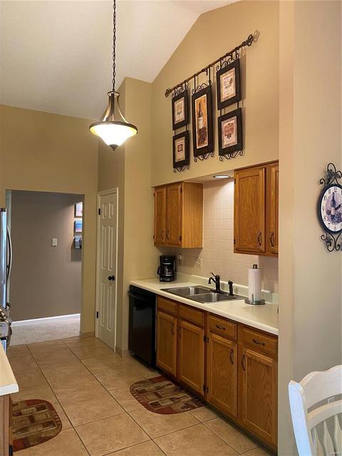 580 Enchanted Pkwy, Manchester, MO 63021 photo 9