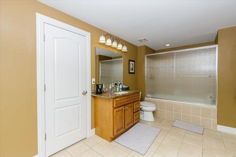 1009 Castleview Ct, Saint Charles, MO 63304 photo 69