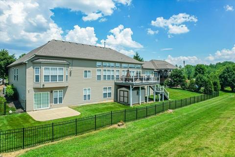 1009 Castleview Ct, Saint Charles, MO 63304 photo 84