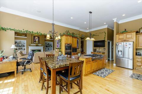 1009 Castleview Ct, Saint Charles, MO 63304 photo 27