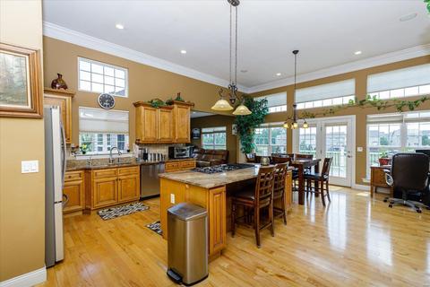 1009 Castleview Ct, Saint Charles, MO 63304 photo 16