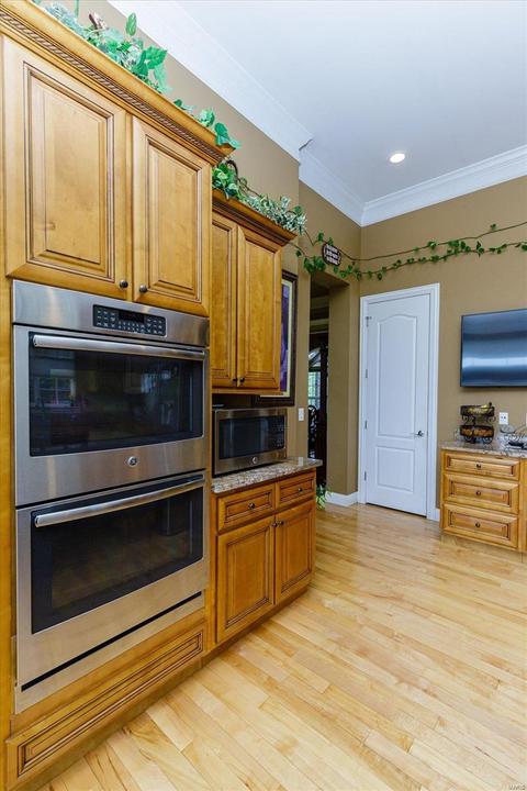 1009 Castleview Ct, Saint Charles, MO 63304 photo 24